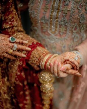 Neelam Muneer Instagram - All these years telling my heart when the time is right, all those hundreds of prayers finally came true!♥️

MUA: @sanasarahssalon x @stylebywardakayani 
Jewellery: @nationaljewellersofficial 
Outfit: @haseensofficial x @stylebykiranraza 
Mehndi: @hennabymehaknasir 
Photo: @abdulsamadzia