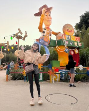Nene Shida Instagram - 香港の思い出🤍

香港でのイベント、ちゃっかり観光
すごく楽しかったー！！
言語が違えど、表情や拍手や声援などでリアクションもらえて幸せでした☺︎

イベントを開催する機会を設けてくださった皆様、イベントに足を運んで来てくださった皆様、ありがとうございました💓

また会えますように✨

#香港の夜景綺麗だったのに上手に撮れなかった涙
#ほんで！初めての
#香港ディズニー 
#逆走アトラクション面白すぎた！！