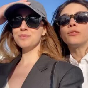 Neva Leoni Instagram - ✨The end✨
Ho già detto che mi sono trovata benissimo? Che le persone con cui ho lavorato sono strepitose? Che mi sono divertita tantissimo e che lo rifarei mille volte? L ho già detto?
Lo ripeto.
#ilpatriarca grazie immensamente di tutto♥️
