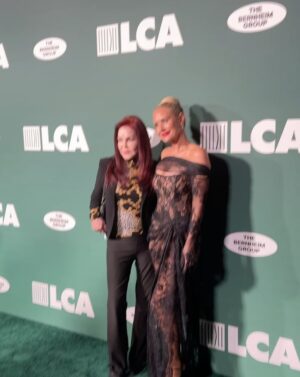 Nicky Whelan Instagram - Last night, we celebrated the 40th anniversary of Last Chance for Animals, led by the fearless Chris DeRose, who has dedicated his life to protecting animals. He and his team, after 30 years of relentless effort, achieved a monumental victory by shutting down the dog meat trade in South Korea. This was a momentous occasion, recognizing their unwavering commitment to a cause that seemed insurmountable for decades.

Animals do not have a voice, and it is our responsibility as humans to lead them into a safer future. At this stage of our evolution, there are no excuses. If you ever find yourself feeling lost or without purpose, consider turning to your local animal shelter. A small donation, volunteering your time, or simply learning about organizations like Last Chance for Animals can have a profound impact. These remarkable communities are saving animals lives around the world.  #stlylist @biancaarose_  #dress @madoh.official  #jewelry @sinai.au  #shoes @shoe_connection  #hairstylist @nazaninhairandmakeup