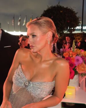 Nicky Whelan Instagram - The @childrensla provides world-class, compassionate care, offering hope and healing to children and their families. Through innovative treatments and heartfelt support, they truly transform lives. Thank you for having me. 🩷🫶🏼
#stylist @biancaarose_ 
#dress @madoh.official 
#jewelry @sinai.au 
#shoes @shoe_connection 
@glam @sarahsullivanmakeup