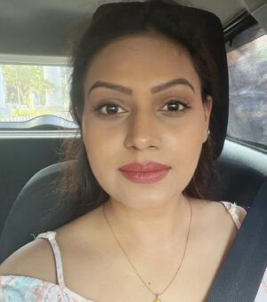 Nidhi Mahawan Instagram - Travel Selfies #benaturalbeyou 
.

#travel #travelgram #traveldiaries #actress #actor #smile #indianactress #india #peach #model #models #actorslife #actresslife #slay #hotonbeauty #lifestyle #lifequotes #eyes #hairstyles #pose #positivevibes #mumbai #delhi #swag #photography #photoshoot #photooftheday #travelgirl