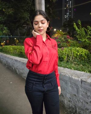 Niharika Chouksey Instagram - ❤️❤️

#niharikachouksey #swipe