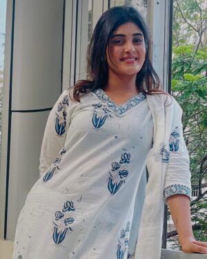 Nimeshika Radhakrishnan Instagram - 🦋🤍💙🩵🤍🦋