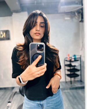 Nimmy Arun Gopan Instagram - New hair, new vibe! 🥰

Thanks to @kingsily_ksl for this new and fresh look.
