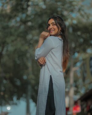 Nimmy Arun Gopan Instagram - A morning at fort kochi 🤍

📸 @_story_telle__r