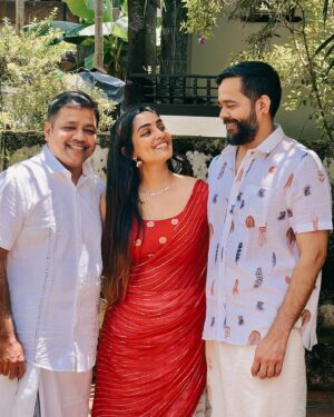 Nimmy Arun Gopan Instagram - Bits and pieces ❤️

#family #onam2024 #throwback