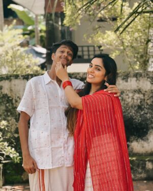 Nimmy Arun Gopan Instagram - Bits and pieces ❤️

#family #onam2024 #throwback