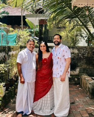 Nimmy Arun Gopan Instagram - Bits and pieces ❤️

#family #onam2024 #throwback