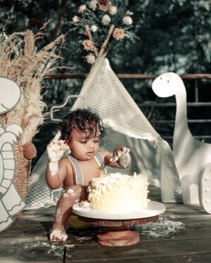 Nimmy Arun Gopan Instagram - Looking back at these pictures from your first birthday, I can’t believe how fast time has flown. It feels like I blinked, and my baby is already growing up. Happy 4th birthday to my Aaryan Kuttan 😘✨ @babyaaryan_