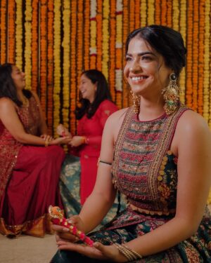 Nishtha Gandhi Instagram - Mehendi moodboard: Prints, hues of green, laughter in every frame, tears in some and a cute furry friend stealing the show. Just some of the images that made my mehendi how it was ♥️
Photos: @weddingrams 
Bride’s outfit: @kalista.official 
MUA: @sanyaamanocha 
Mehendi: @lalitbridalmehandiartist 
Jooti: @5_elementsbyradhikagupta 
.
.
.
#mehandi #mehendioutfit #shaadikaseason #punjabiwedding #weddingrituals 
#vintageaesthetic #indianweddinglook