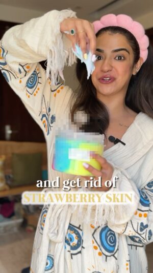 Nishtha Gandhi Instagram - This is a non sponsored review and I am shook by how a little bit of this sugar scrub from @beautybutter.in can go a long way! 😍

It lathers up like CRAZY and exfoliates your skin and how- the smell is so good to build up on with a good moisturiser and perfume ! 

I had such a major strawberry skin problem and I already see it going away! 

I love finding new and unique products from Indian homegrown beauty brands 😌.
.
.
#bodycaretips #strawberryskin #keratosispilaris #indianbeautybloggers #bodyscrubs