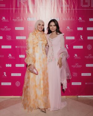 Nur Fazura Instagram - I heard it’s time to be out and about again. ✨

Congratulations my dearest @calvinthoo for your absolutely beautiful collection and a wonderful night. 💛

make up : @rozlanassir 
hijab styling : @nurhanahalim 
hijab : @mytudungfazura 
dress : @zaimizulkafli
photo : @hasifikri