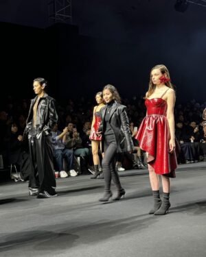 Ok Ja-yeon Instagram - @hannahshin.official 
@seoulfashionweek_official