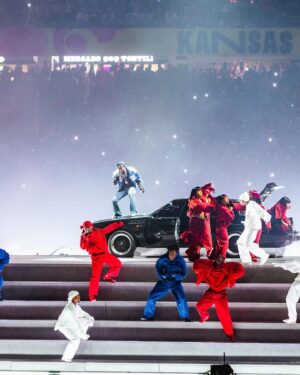 Oriane Serveille Instagram - Super Bowl LIX | @kendricklamar 🏈
WOW WOW WOW ! Words are missing but what a blessing to celebrate a year of being in LA with performing at the Superbowl Halftime Show. Yesterday was absolutely pure artistry and I’m blessed to have been a part of this journey and watch history being written. very grateful and thank you  @charmladonna for this opportunity🙌! To all 109 performers I got to share this moment with - you can be so proud of yourselves and I have lots of memories from these past weeks 😌 love yall - “turn this TV off” 📺⚡️