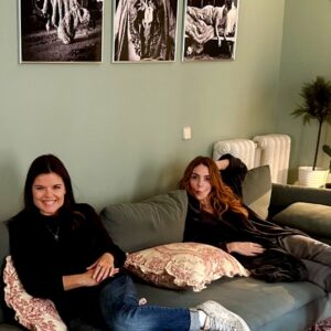 Paloma Bloyd Instagram - Diario de rodaje #MACHOSALFA con los mejores 💖