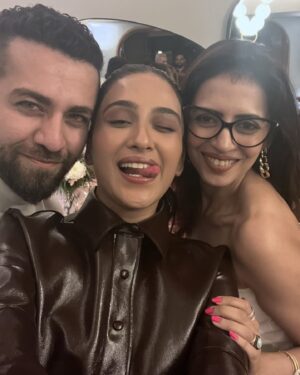 Parinita Seth Instagram - a beautiful wrap up party with a beautiful awesome team of #vanshaj  i always wanted to work with @swastikproductions  and i did. i loved my journey with them as really @swastikproductions you are the best.  @sktorigins @g3gill  @sonysab.  #fyp #foryoupage #instagood #insta #instamood #instaact #actorslife #missthistime #team #vanshaj #instagram #instalike #love #grateful 🙏🏻