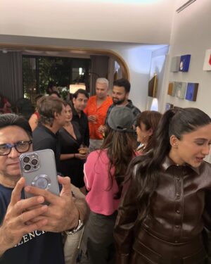 Parinita Seth Instagram - a beautiful wrap up party with a beautiful awesome team of #vanshaj  i always wanted to work with @swastikproductions  and i did. i loved my journey with them as really @swastikproductions you are the best.  @sktorigins @g3gill  @sonysab.  #fyp #foryoupage #instagood #insta #instamood #instaact #actorslife #missthistime #team #vanshaj #instagram #instalike #love #grateful 🙏🏻