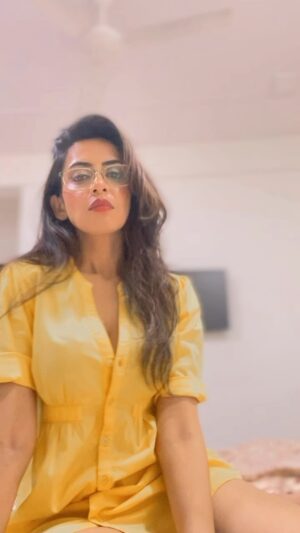 Parinita Seth Instagram - It’s all about creativity.  #creative #intelligence #boredome #trendingreels #comic #afterpackup #instagram #instagood #love #gratitude 🙏🏻