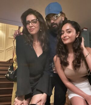 Parinita Seth Instagram - was a fun weekend with few new and few old buddies  #weekend #photoeveryday #party #friends #insta #love #grateful 🙏🏻