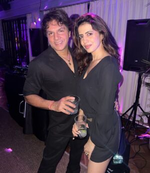 Parinita Seth Instagram - was a fun weekend with few new and few old buddies  #weekend #photoeveryday #party #friends #insta #love #grateful 🙏🏻