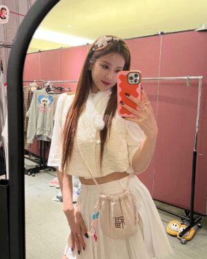 Park Cho-rong Instagram - 대만 판다들 ! 덕분에 정말 즐거웠습니다!
변함없이 저희와 함께 해줘서 고마워요!🫶🐼🧧
또 만나자 우리!