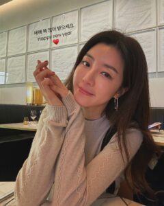 Actress Park Han-byul HD Photos and Wallpapers March 2025