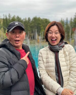 Park Mi-sun Instagram - 개그맨 부부 ㅋㅋ 
.
제  인스타에서  귀한  투샷입니다  ㅎㅎ 
.
가까운  삿포로로  가족여행  다녀왔어요 
.
원하시면  사진  더  올릴게요 ~~
.
#가족여행 #개그맨부부 #1호가될수없어  ㅋㅋ