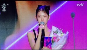 Park So-yi Instagram - 2025년 새해에는 아픔없이 모두가 행복한 일만 가득하시길 바랍니다.
큰 상 주셔서 감사합니다. 🙏