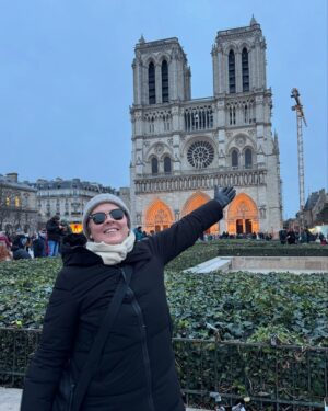 Patricia Kelly Instagram - January Photo Dump: 
👉🏻 Paris, Family Time ❤️ 
👉🏻 Rehearsals 😜
👉🏻 Clubevents in Remscheid 🤩
👉🏻 Wedding Anniversary ❤️ @denis.sawinkin.official 
👉🏻 Autarkes Hotel Catering 🥚🥚
👉🏻 Tischlerball in Linz 🇦🇹 
👉🏻 TV Production with @iggikelly_official 
👉🏻 Keynote in Pforzheim 😀

February, here we come!!! 
Und wie war euer Januar?? Was waren eure Highlights??

#januar #throwback #paris #family #club #events #music #linz #ball #love #marriage #tv #keynote #patriciakelly #kellyfamily #thekellyfamily