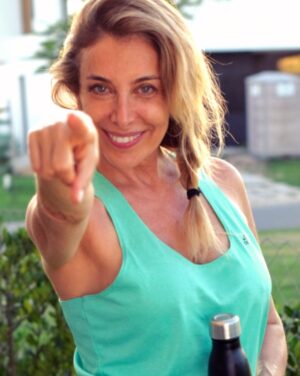 Patricia Viggiano Instagram - - A vos te lo digo… si si a vos, que estás leyendo este posteo …se q cuesta, al menos a mí me cuesta pero es salud! La flexibilidad física y mental son fundamentales a medida q vamos creciendo!
A mover las cachas!! 😃😀✨

PH: @sebanaonok 
  @aguspulidook