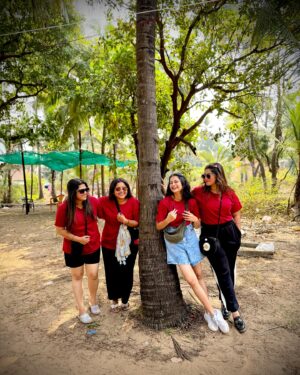 Payal Pati Instagram - TENU SANG RAKHNA 🧿🥹❤️
@makeup_by_saylipatil 
@makeupartist_nidhi_vilas_patil 
@drushtita.patil