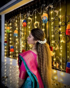 Payal Pati Instagram - HEY MINNALE 💕✨🫠
.
.
.
#lookdodia #lookoftheday #instagram #marathimulgi #aagri #aagrikoli #aagrikoliswagstar⛵😎 #aagrikolicommunity #marathiculture #treditional #look #photo #photooftheday #saipallavi