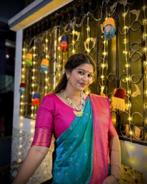Payal Pati Instagram - HEY MINNALE 💕✨🫠
.
.
.
#lookdodia #lookoftheday #instagram #marathimulgi #aagri #aagrikoli #aagrikoliswagstar⛵😎 #aagrikolicommunity #marathiculture #treditional #look #photo #photooftheday #saipallavi