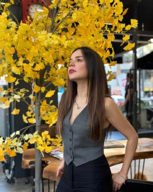 Pelin Ermiş Instagram - Sonbahar geri geldiğinde 🍁