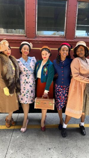 Pepi Sonuga Instagram - meet Johnnie Mae, Bernice, Lena, Dolores and Elaine in The Six Triple Eight on Netflix today 🖤🪖🧳 @netflix @tylerperry @strongblacklead