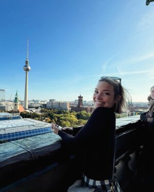 Perdita Weeks Instagram - Guten Morgen