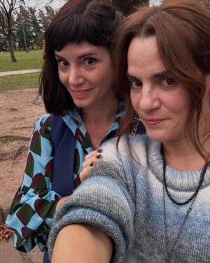 Pilar Gamboa Instagram - Listo yenchi ya está la temporada  2 de Envidiosa en Netflix.
El día está ideal para darle masa 
Poné play

@chenetflix 
@kapowproductora