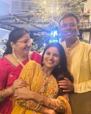 Pooja Birari Instagram - Diwali 2024 ✨🪔❤️
.
.
#diwali #diwali2024 #light #happiness #🧿 #family
Thankyou for the clicks @saraswatimane24 ❤️