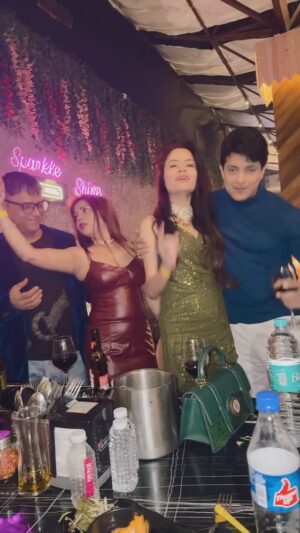Pooja Poddar Instagram - An evening to remember …
.
.
.
.
.
.
#gehanavasisth #happy #party #birthday #ruks #love #friends #insta #instareels #instamood #trendingreels #viral #trending