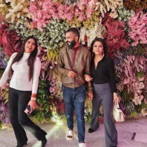 Pooja Poddar Instagram - #funtimes #frdship_nver_ends😍😍😍😘😘😘😘😇😇 ##memes ##instagood #poojapoddarofficial