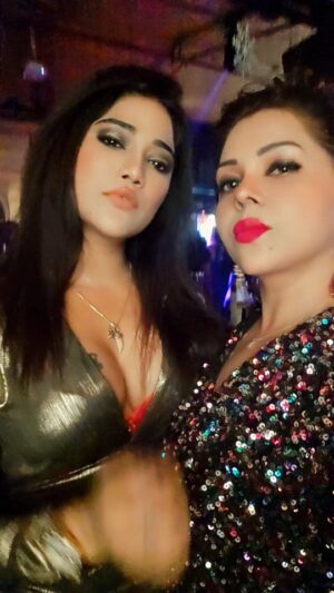 Pooja Poddar Instagram - #partynight #partytime #instagram #frdship_nver_ends😍😍😍😘😘😘😘😇😇 #viral #follow #poojapoddarofficial