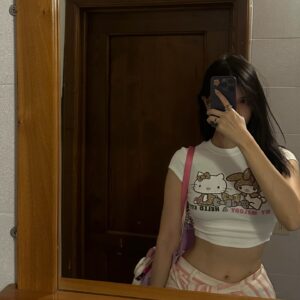 Porima Cheng Instagram - 和爸媽一起回德國
讓我回到小時的感覺Full of kitty🎀😛