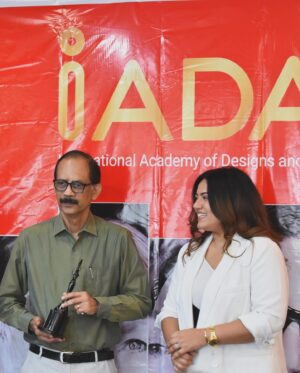 Pratibha Bhadauria Instagram - Feel Honoured & Grateful to be presented with award this by Rajiv Pande, Vice Chairman of The Textile Association of India and @iadainternational as a recognition to all that I have achieved. 🌟

Honestly, there have been times when I felt like I was just floating in the vast digital ocean, watching others hit milestones and celebrate their successes. But yesterday was a wake-up call to pause and reflect. My journey into the digital world began about nine years back, armed with little more than sheer determination.

My first gig barely paid the bills, but deep down, I knew I had something. What that something was exactly? Well, I couldn’t quite put my finger on it back then.

Back in those days, digital marketing wasn’t even a blip on the radar in colleges. There weren’t any courses, no guides to navigate the digital wilderness. I learned by doing, failing, and doing it all over again. Ups and downs like you wouln’t believe.

From that timid, uncertain Pratibha to the Pratibha you see today—bold, still a tad apprehensive, but ready to leap into the unknown—I’d say it’s been quite the journey and a lot to achieve. ✨

#PratibhaBhadauria #smallvictories #indianinfluencer #creator #awards #Digitalcreator 

Pratibha Bhadauria , creator , India , women in business , creator awards