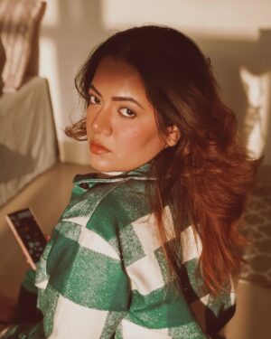 Pratibha Bhadauria Instagram - Nothing like the winter sun 🌞!
.
.
.
.
.
.
#winter #ootd #selfportrait #portrait #explore #winterfashion