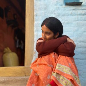 Pratibha Ranta Instagram - been reading so many of your messages :) 
thank you for your words, love and support 
Overwhelmed & grateful 🌻🙏🏼