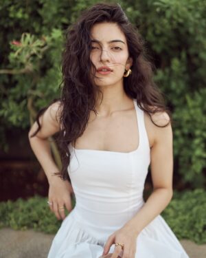 Pratibha Ranta Instagram - Shot by @saurabh_sonkar 
Styled by @nidhijeswani 
Dress @labelfrow 
Earrings @isharya @elevate_promotions 
Ring @adrisyajewels @offbeatmediain