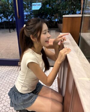 Preeyaphat Lawsuwansiri Instagram - 🎄☃️