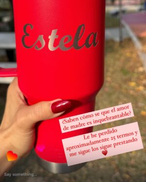 Priscila Faz Instagram - Tete Core ✨ 

1. En socialité, dama de sociedad y de las buenas costumbres
 
2. Gimnasia cerebral, háganlo hermanas y díganme que fallaron para no sentirme tan mal 

3 y 4. Termo Gate, ya me escondió todos sus termos 

5. En la basílica pidiéndole perdón a mi madre del cielo y terrenal por el filtro de 🥑🙊. 

6. Tete cae en un pecado capital. 

7. Tete mueve el ✨chi ✨ del universo un martes por la mañana. 

8. Consejos para el arte de envejecer 💖. 

9. Tete de rol en Noruega 🇳🇴 y este año quiere Marruecos 🇲🇦, por si le quieren pasar tips de it senior travel blogger 😎. 

Te amo mami ❤️. En consejos del buen Bad Bunny, a tirar mas fotos, besos y abrazos las veces que pude ❤️.