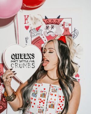 Priscilla Block Instagram - Which card suits you this year? ♦️♣️♥️♠️

📸: @britton.webb